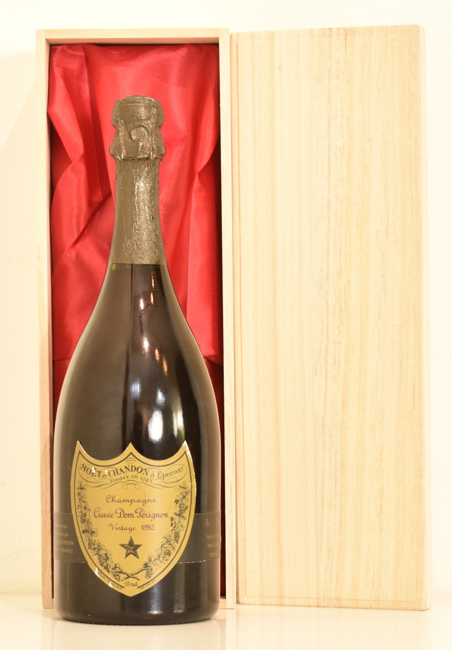 １９８２年 ドン ペリニョン 白 シャンパン プラチナワイン