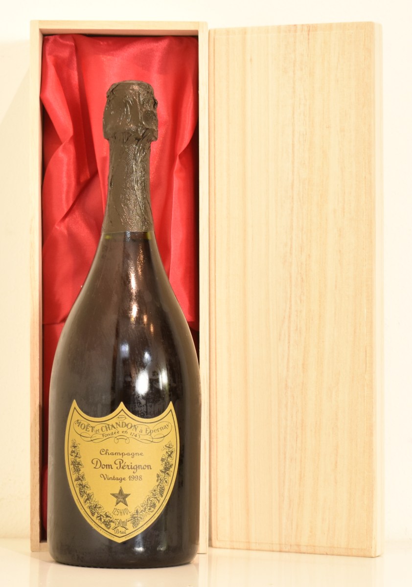 DOM PERIGNON ドン・ペリニヨン 白 1999年 ヴィンテージ 未開栓 750ml 12.5% シャンパン 古酒 お酒 スパークリング【送料無料】