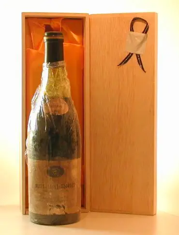 １９４９ N.S.G ABLE PORTE （ラベルの状態をお確かめ下さい） 赤ワイン